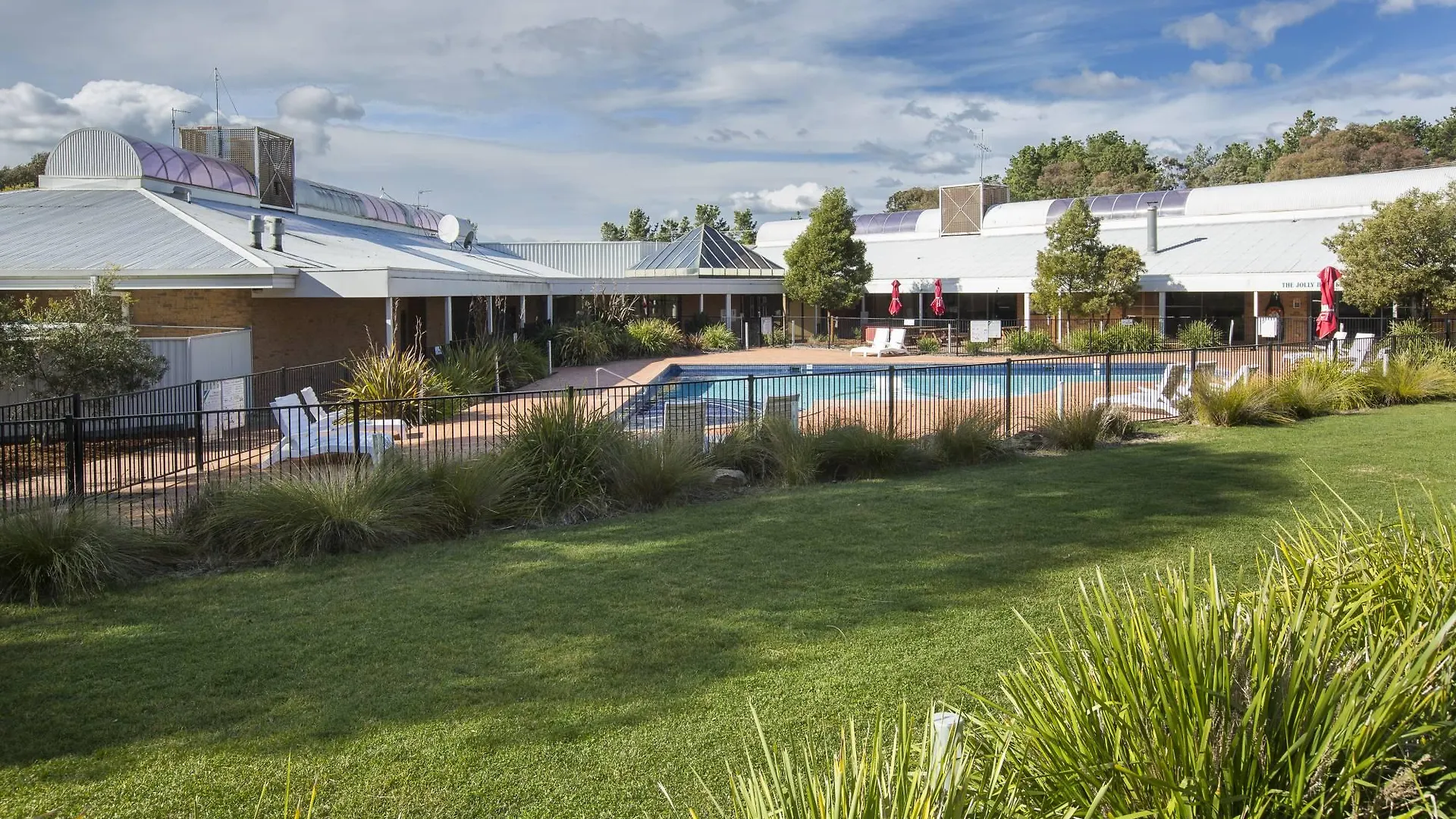 **** Отель Ibis Styles Canberra Eagle Hawk Австралия