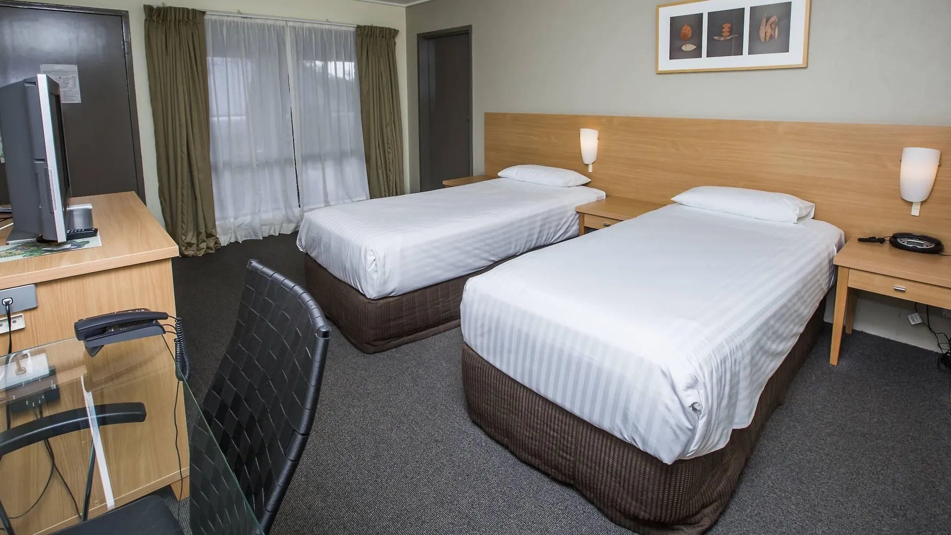 Ibis Styles Canberra Eagle Hawk
