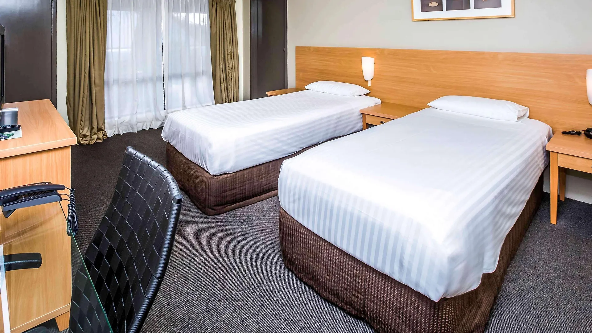 Ibis Styles Canberra Eagle Hawk Австралия