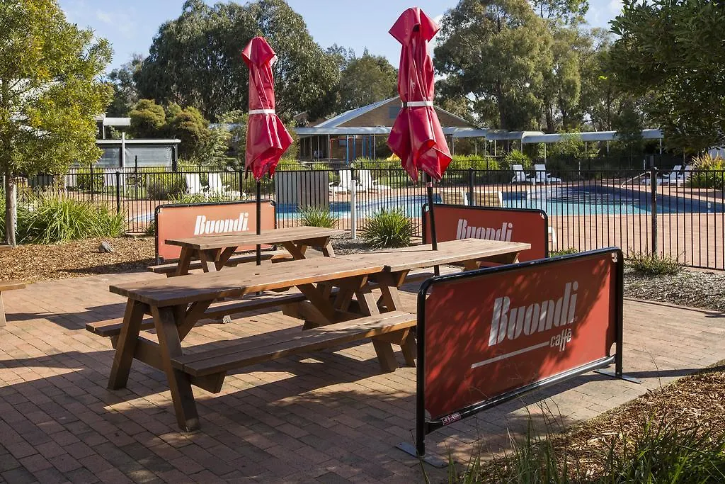 Ibis Styles Canberra Eagle Hawk