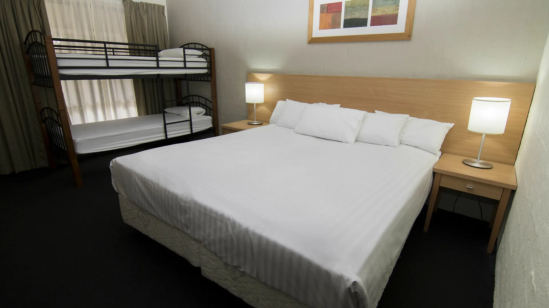 Ibis Styles Canberra Eagle Hawk
