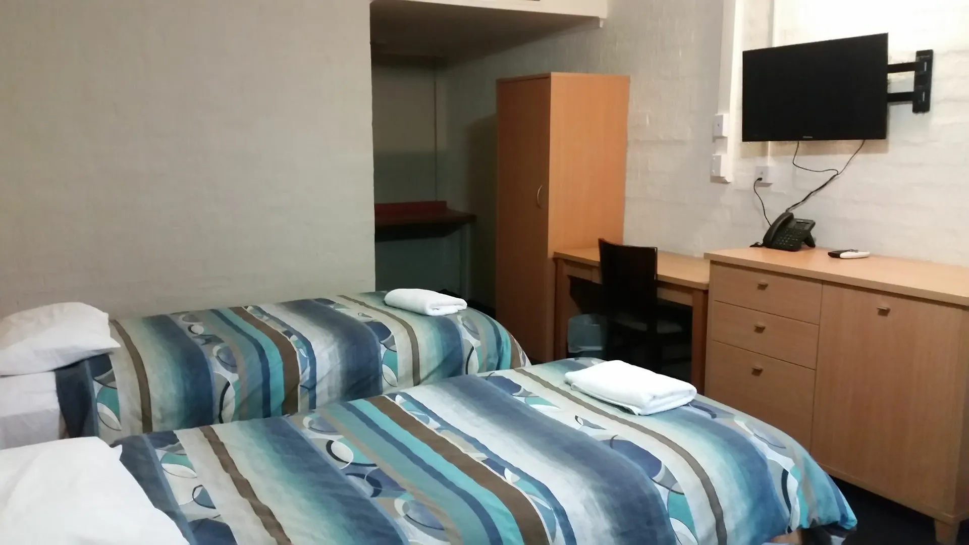 ibis Styles Canberra Eagle Hawk