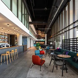 Отель Aloft Перт